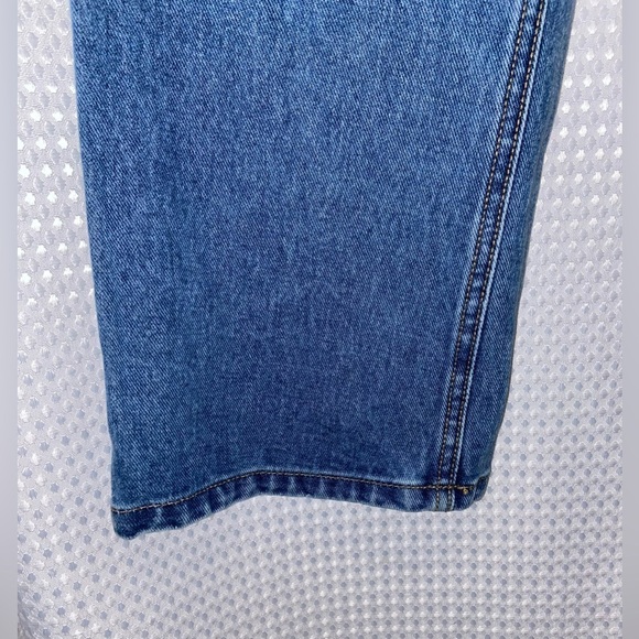 Women’s CHEROKEE medium wash Vintage mom fit‎ Jeans size 32 fits like size 30 - Picture 6 of 15